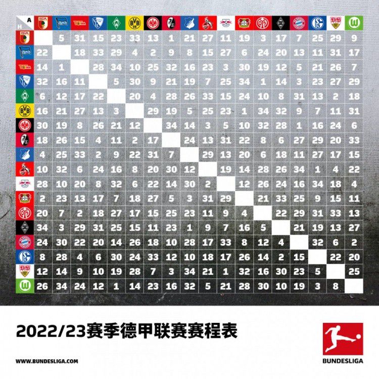 片子讲述了仙界蹲班生天意，因宿世孽缘未了始终没法羽化，后私行进进镇妖司致使雪女逃狱下凡，在缉捕雪女进程中彼此互生情素。天意得知雪女的悲凉出身，发现本身竟是害她沦为雪妖的亏心汉。为了填补三生三世前的错误，天意掉臂存亡进进鬼域，只为找到那朵有花有叶的曼珠沙华，解救被怨恨熬煎的雪女。一番患难事后，二人终究成婚，天兵再次下凡缉捕雪女。终究，雪女为救天意牺牲本身，让天意大白了《捉妖录》上“全国无妖”的寄义。